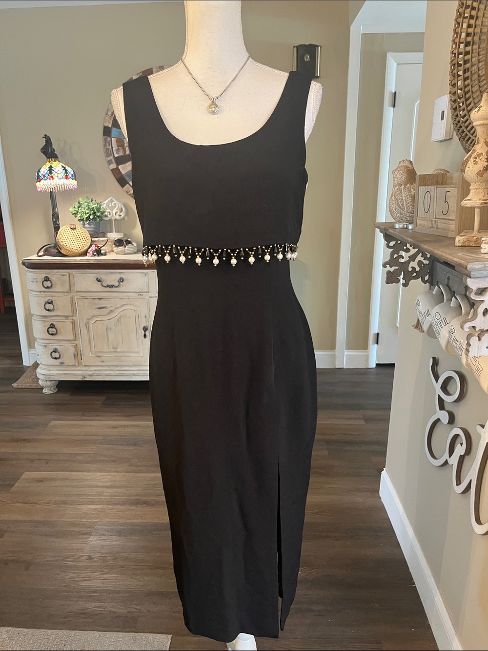 Donna Ricco Black Sleeveless Midi Dress with Beaded Waist Trim